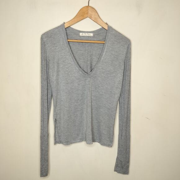 We the Free Long Sleeve Tee w/ Thumb Holes - Picture 1 of 9